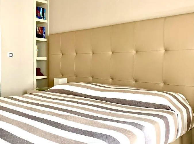 Chantal Deluxe Apartmán Saint Tropez